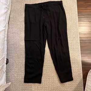 Black old navy pants